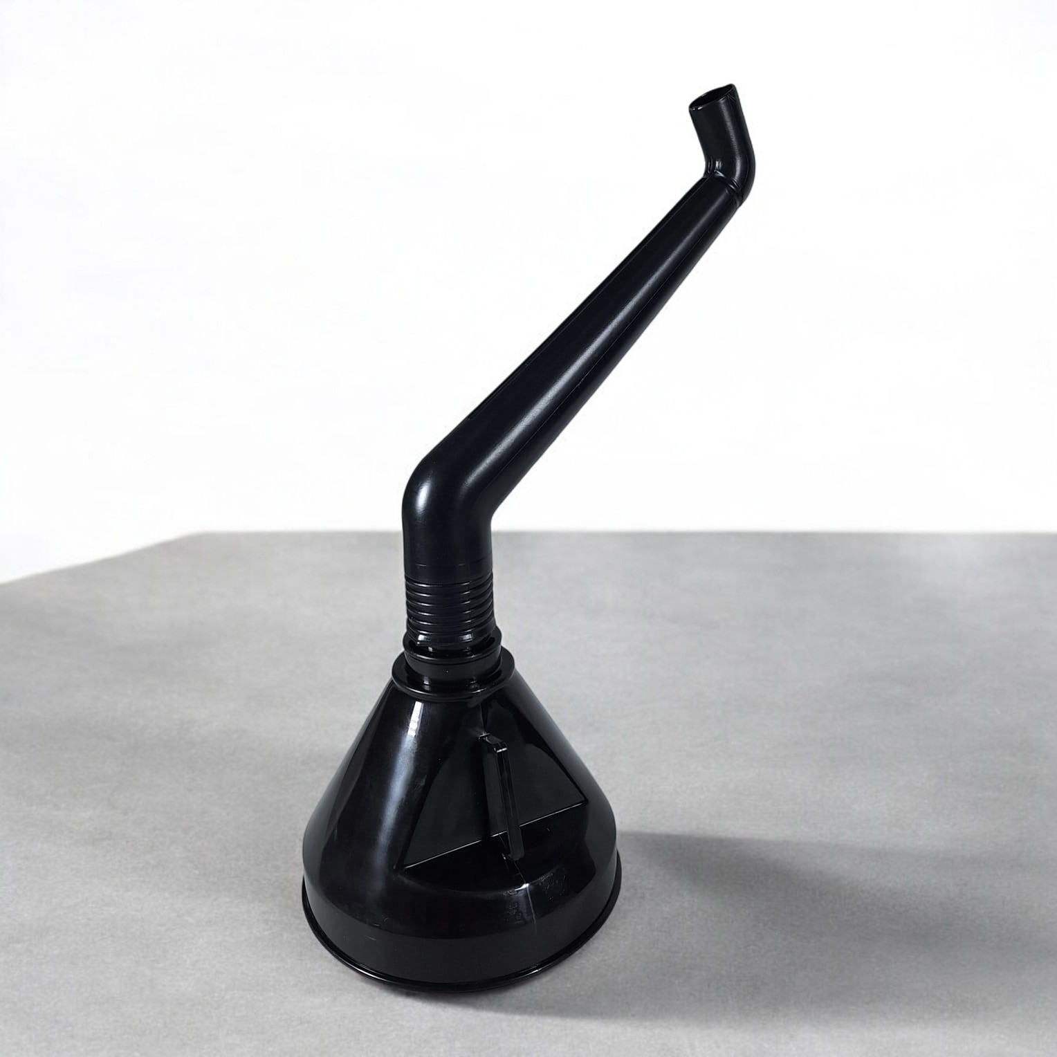 WANXIA Corong Oli Bensin Minyak Motor Mobil Siku Elbow Funnel 13.5cm - W18 Gambar produk WANXIA Corong Oli Bensin Minyak Motor Mobil Siku Elbow Funnel 13.5cm - W18