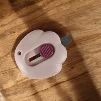 Gambar produk MOHAMM Pisau Cutter Mini Pemotong Kertas Desain Cat Paw - OL-6101