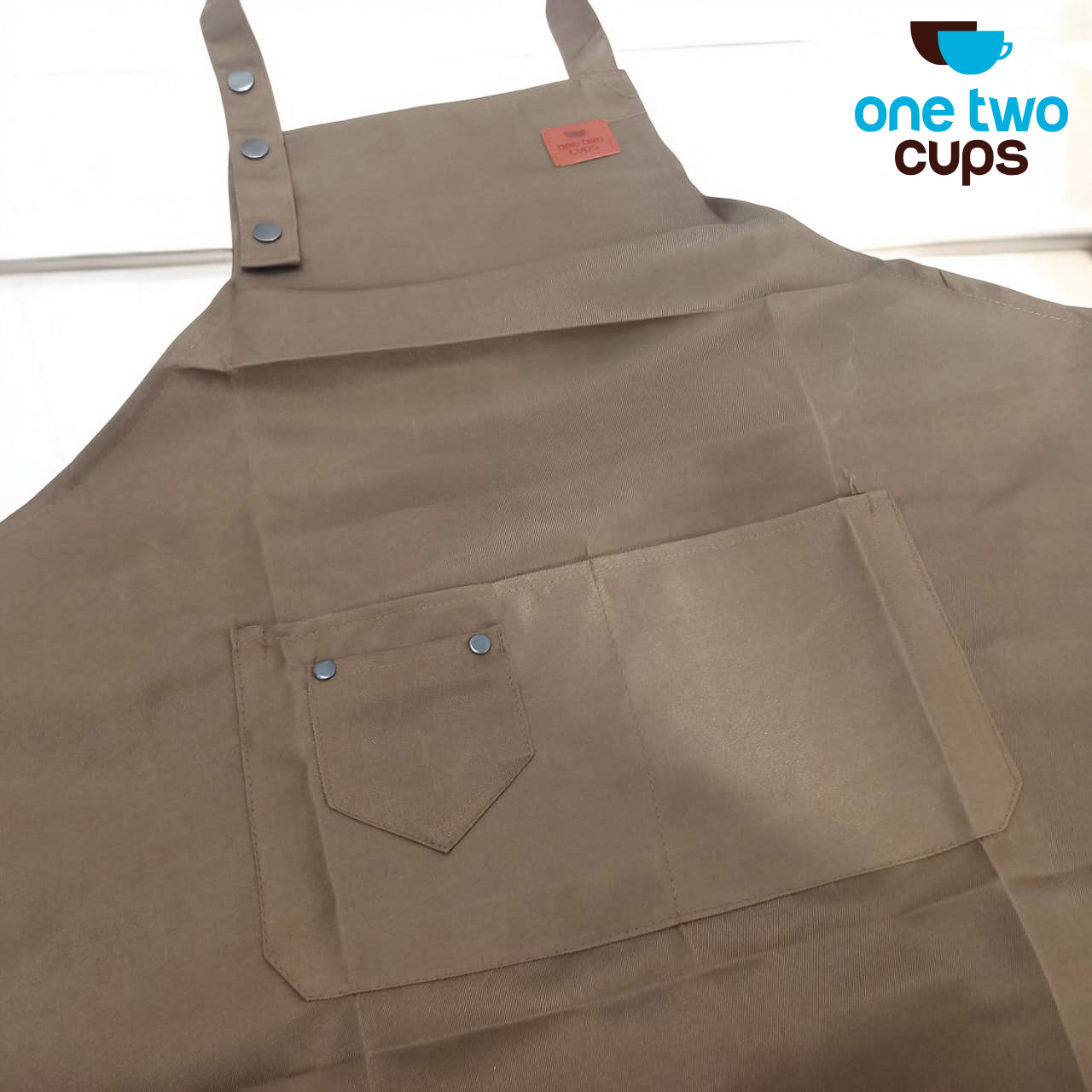 One Two Cups Celemek Masak Apron Dapur Canvas Strap Kancing - AGD01 Gambar produk One Two Cups Celemek Masak Apron Dapur Canvas Strap Kancing - AGD01