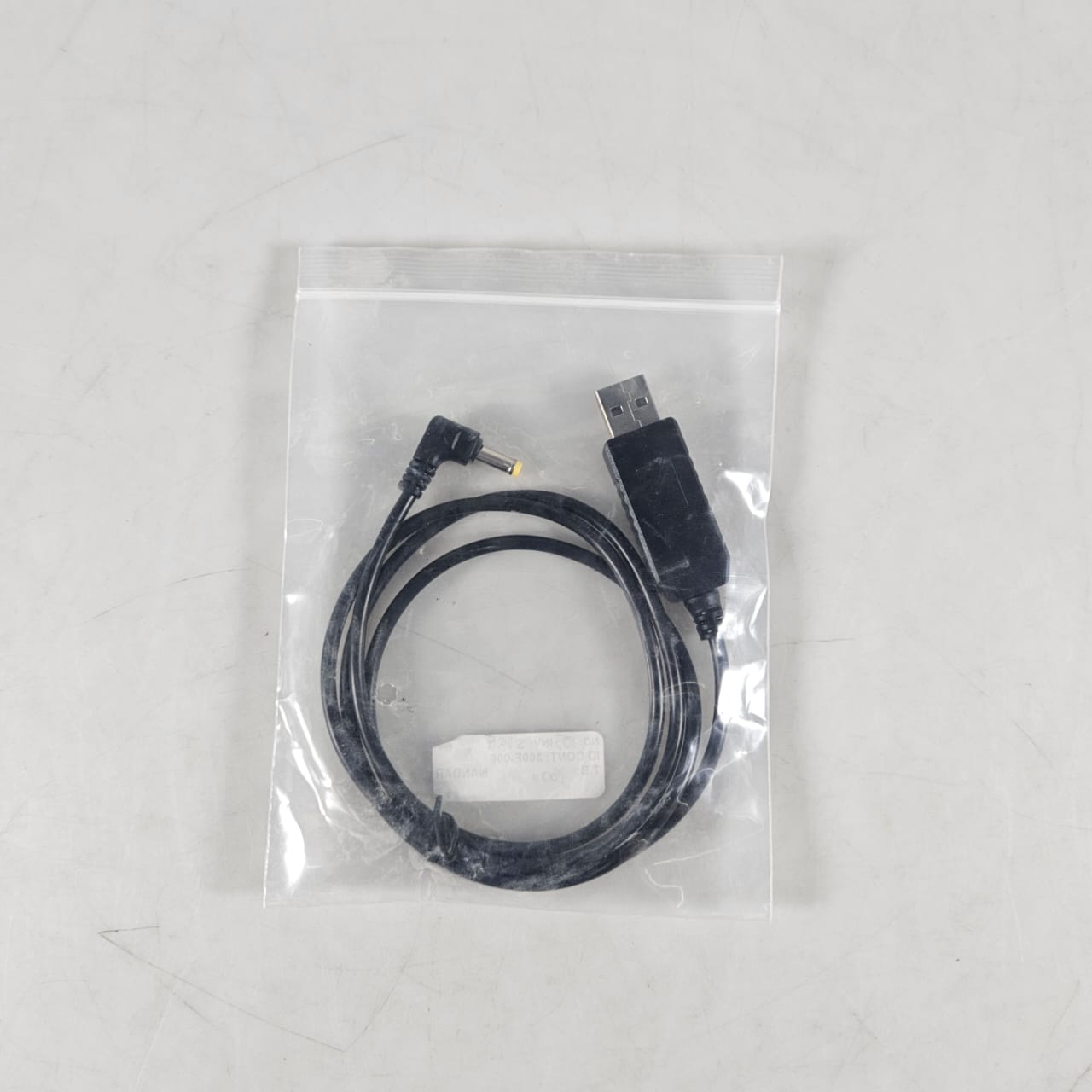 BRAVO Kabel Charger Baterai HT Walkie Talkie USB 2.5mm Baofeng - BR-25 Gambar produk BRAVO Kabel Charger Baterai HT Walkie Talkie USB 2.5mm Baofeng - BR-25