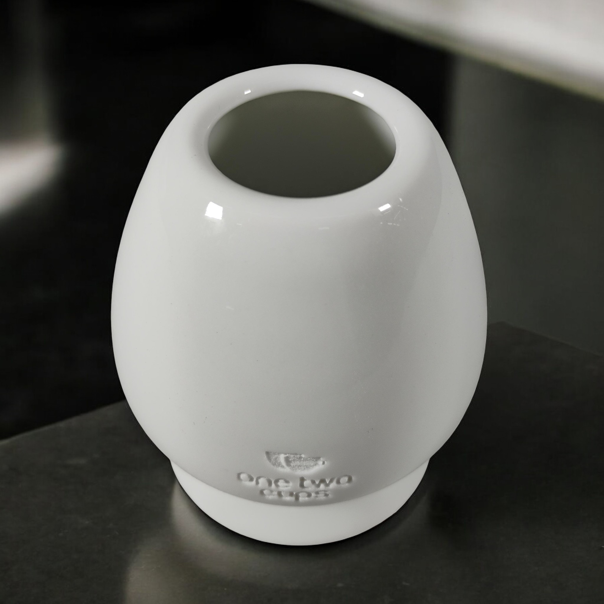 One Two Cups Dudukan Pengaduk Chasen Tate Whisk Stand Matcha - D-35 Gambar produk One Two Cups Dudukan Pengaduk Chasen Tate Whisk Stand Matcha - D-35