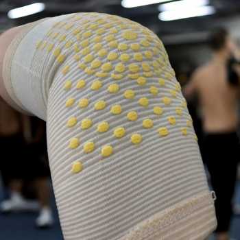 Gambar produk PLS Pelindung Lutut Sport High Elastic Knee Pads Self Heating