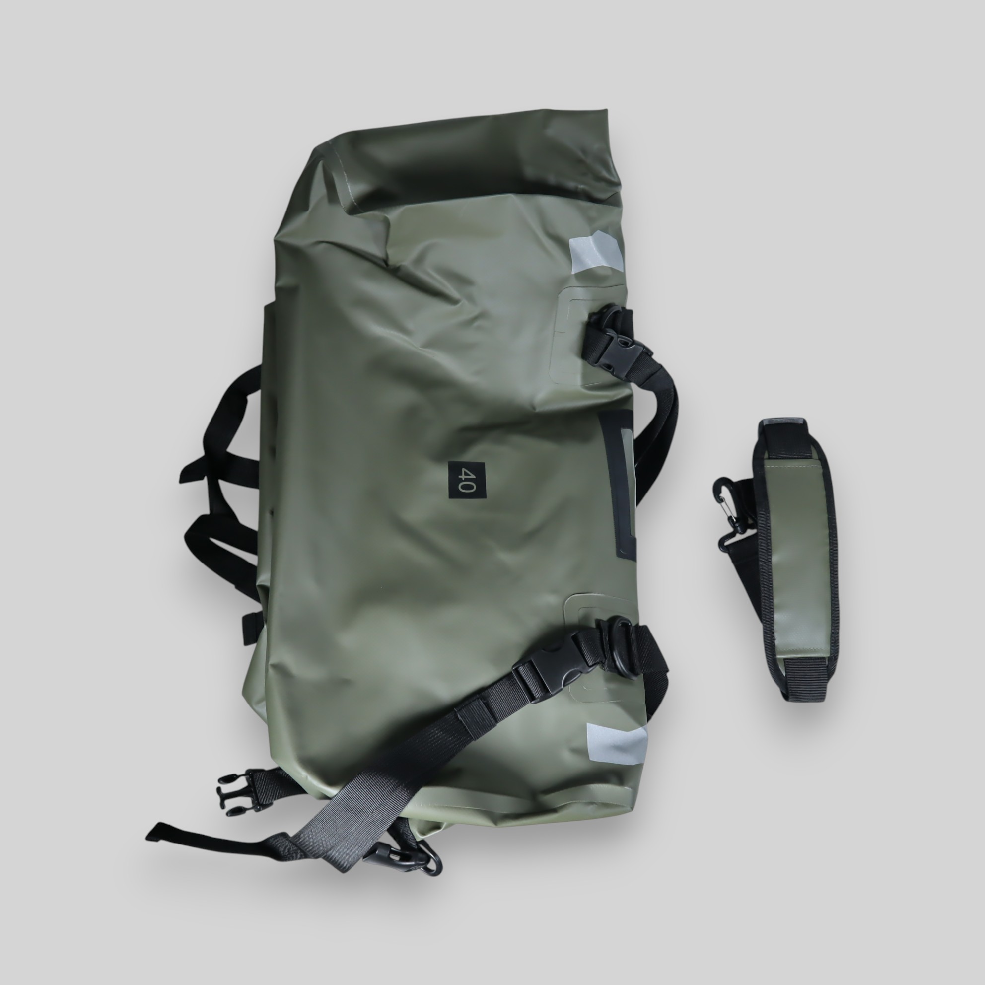 CHINK Tas Motor Touring Back Seat Tail Pannier Bag Waterproof PVC 40L - CH03 Gambar produk CHINK Tas Motor Touring Back Seat Tail Pannier Bag Waterproof PVC 40L - CH03