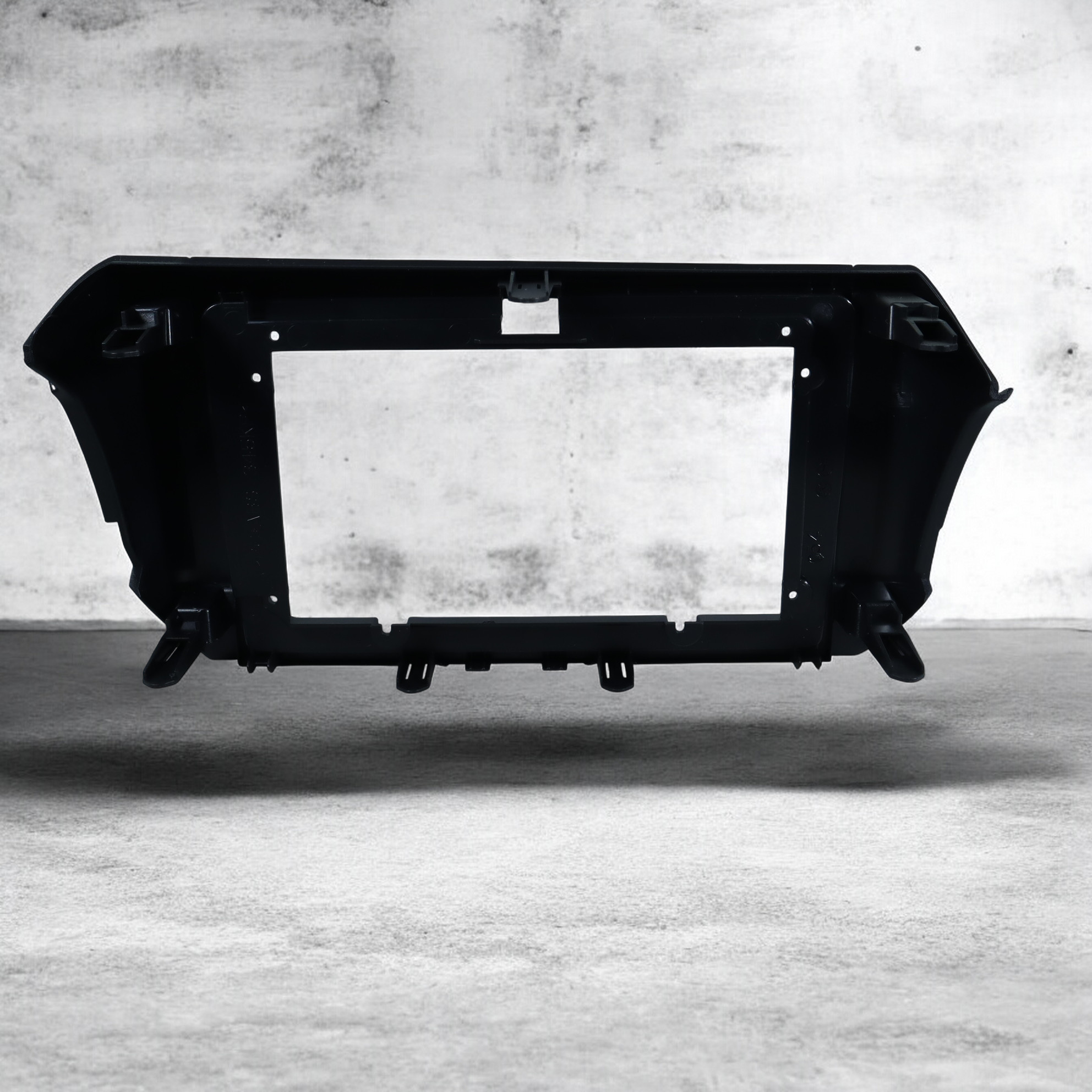 KUFINE Frame Head Unit ABS 9 Inch Car Player Toyota Innova 2016-2018 - KF-22 Gambar produk KUFINE Frame Head Unit ABS 9 Inch Car Player Toyota Innova 2016-2018 - KF-22