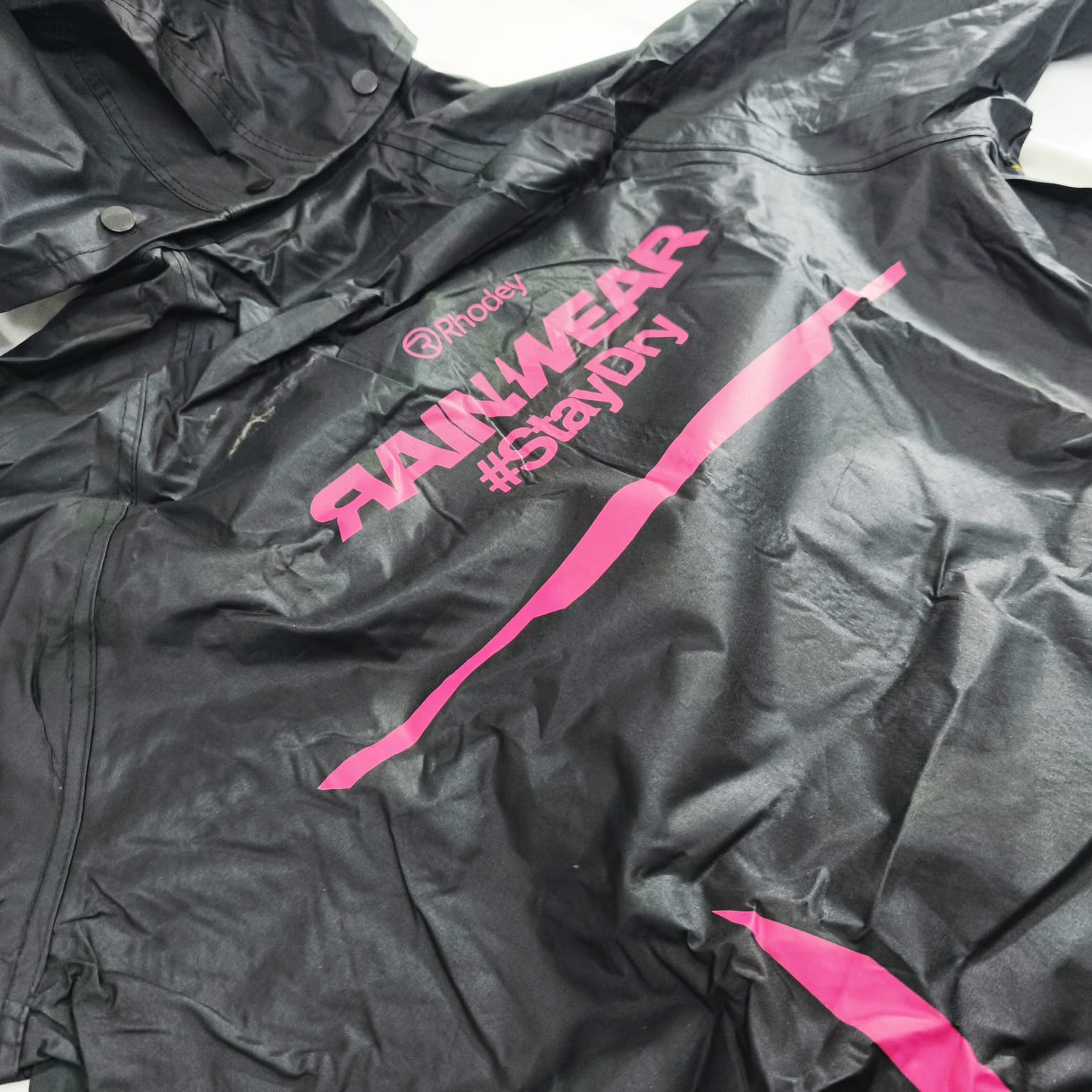 Rhodey Jas Hujan Setelan Motor Visor Polyester Waterproof Raincoat XXL - ZY-8119 Gambar produk Rhodey Jas Hujan Setelan Motor Visor Polyester Waterproof Raincoat XXL - ZY-8119