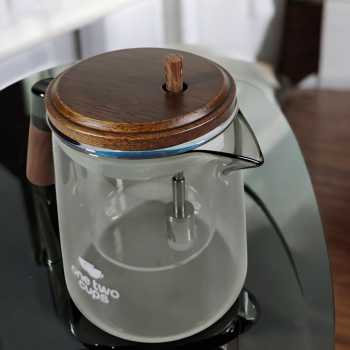 Gambar produk One Two Cups Teko Teh Kaca Saringan Tahan Panas Infuser Teapot 650ml - HP13