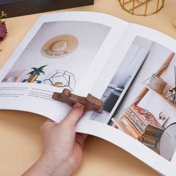 Gambar produk SHINKY Pembatas Halaman Buku Book Page Holder Aesthetic Walnut Wood Dog - SH-74
