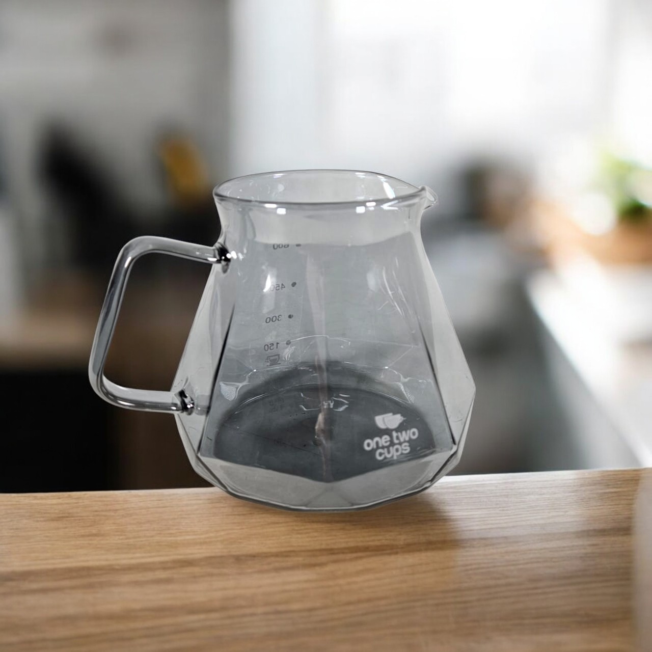 One Two Cups Teko Kopi Coffee Server V60 Drip Pour Over Borosilicate - LS048 Gambar produk One Two Cups Teko Kopi Coffee Server V60 Drip Pour Over Borosilicate - LS048