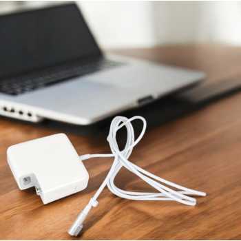Charger MacBook Magnetic Apple 60W MagSafe Power Adapter A1344 L Tip - ADP-60AD T