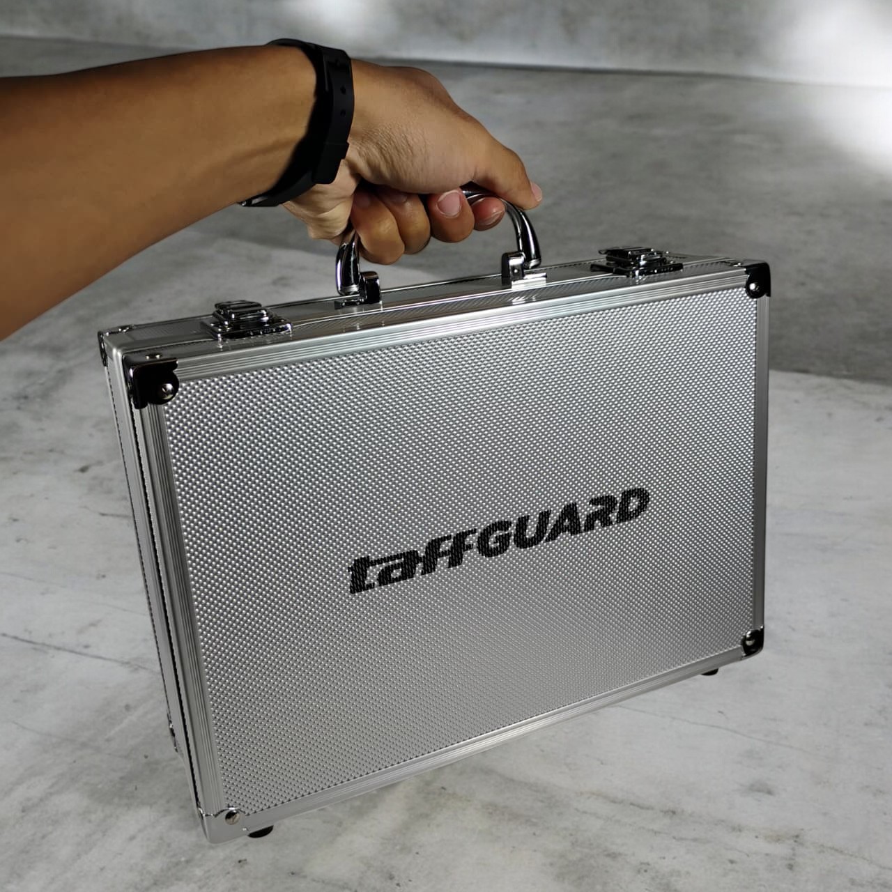 TaffGUARD Kotak Tool Case Portable Multifunction Storage Box - V-2 Gambar produk TaffGUARD Kotak Tool Case Portable Multifunction Storage Box - V-2
