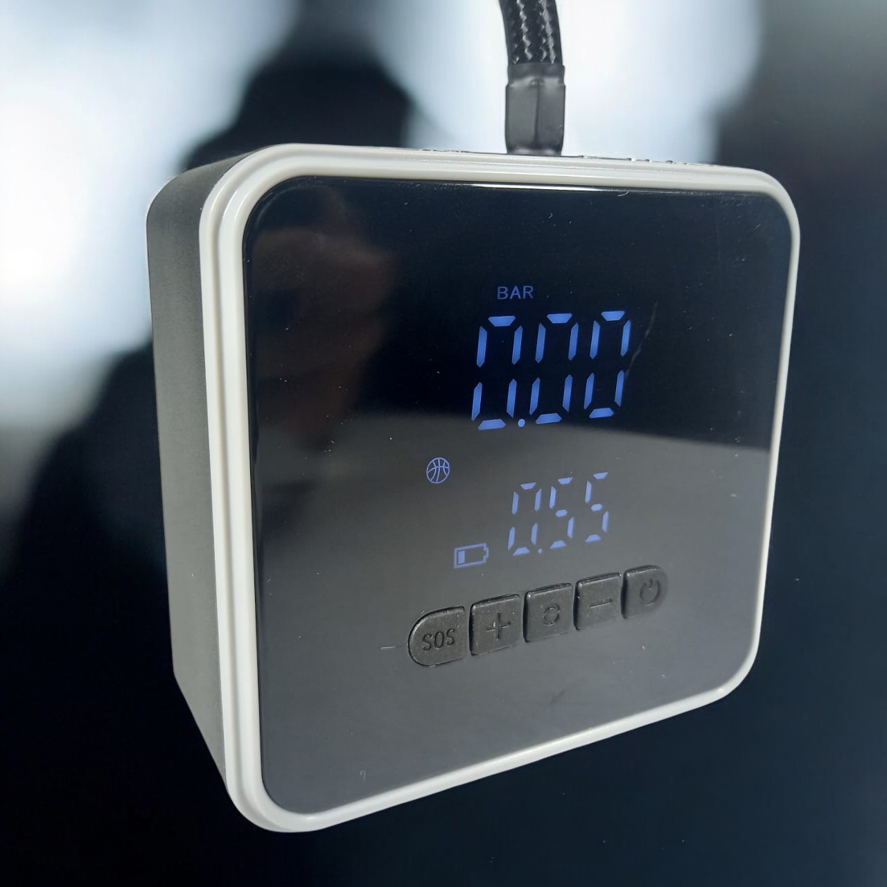 KESHI Pompa Angin Ban Mobil Elektrik Tire Inflator Air Pump Wireless - PR-718 Gambar produk KESHI Pompa Angin Ban Mobil Elektrik Tire Inflator Air Pump Wireless - PR-718