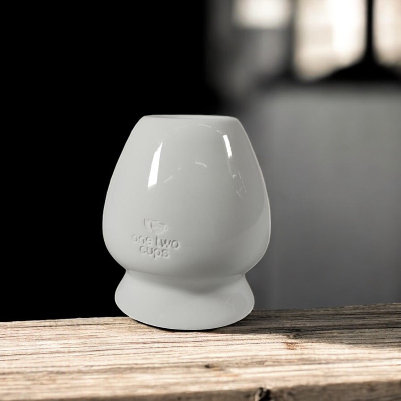 One Two Cups Dudukan Pengaduk Chasen Tate Whisk Stand Matcha - D-35 Gambar produk One Two Cups Dudukan Pengaduk Chasen Tate Whisk Stand Matcha - D-35