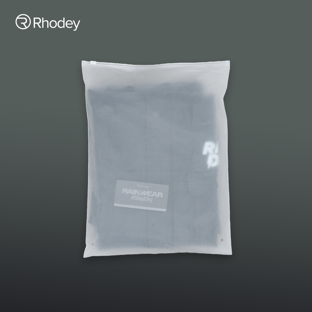 Rhodey Jas Hujan Setelan Motor Dewasa Visor PVC Waterproof Raincoat L - RD-120 Gambar produk Rhodey Jas Hujan Setelan Motor Dewasa Visor PVC Waterproof Raincoat L - RD-120