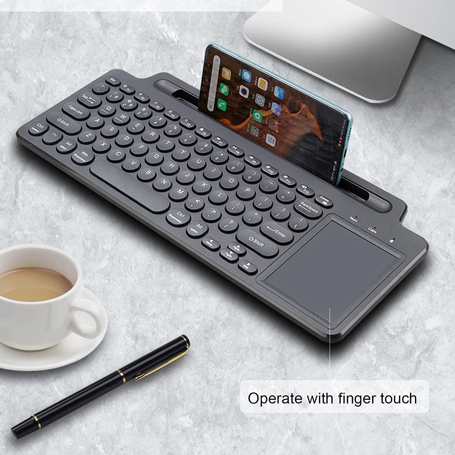DODODOC Keyboard Wireless Bluetooth 2.4GHz with Touchpad Phone Stand - MLD-569 Gambar produk DODODOC Keyboard Wireless Bluetooth 2.4GHz with Touchpad Phone Stand - MLD-569