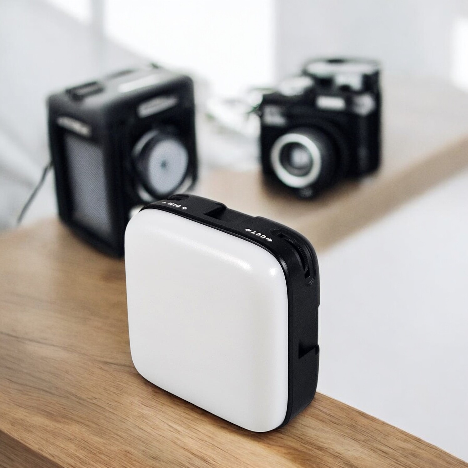 Gambar produk Nagnahz Lampu Fill Light LED 3in1 Color 3000-9900K Hot Shoe 2000mAh - M11