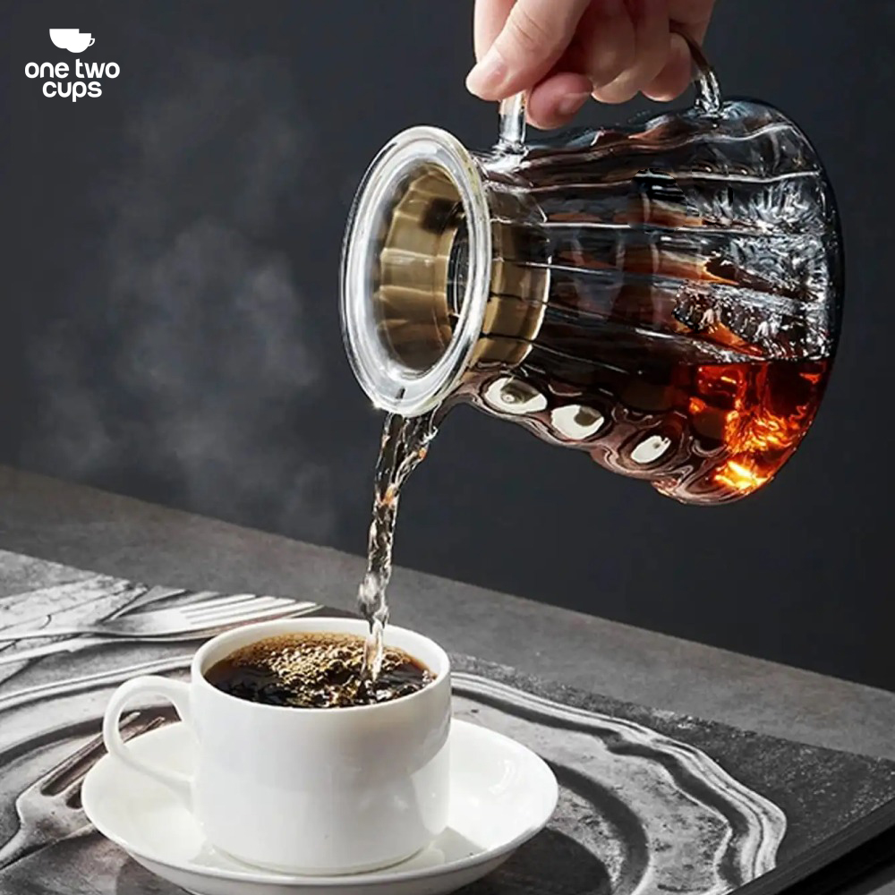 One Two Cups Teko Kopi Coffee Server V60 Drip Pour Over Borosilicate 800ml - XGS-36/60/80 Gambar produk One Two Cups Teko Kopi Coffee Server V60 Drip Pour Over Borosilicate 800ml - XGS-36/60/80