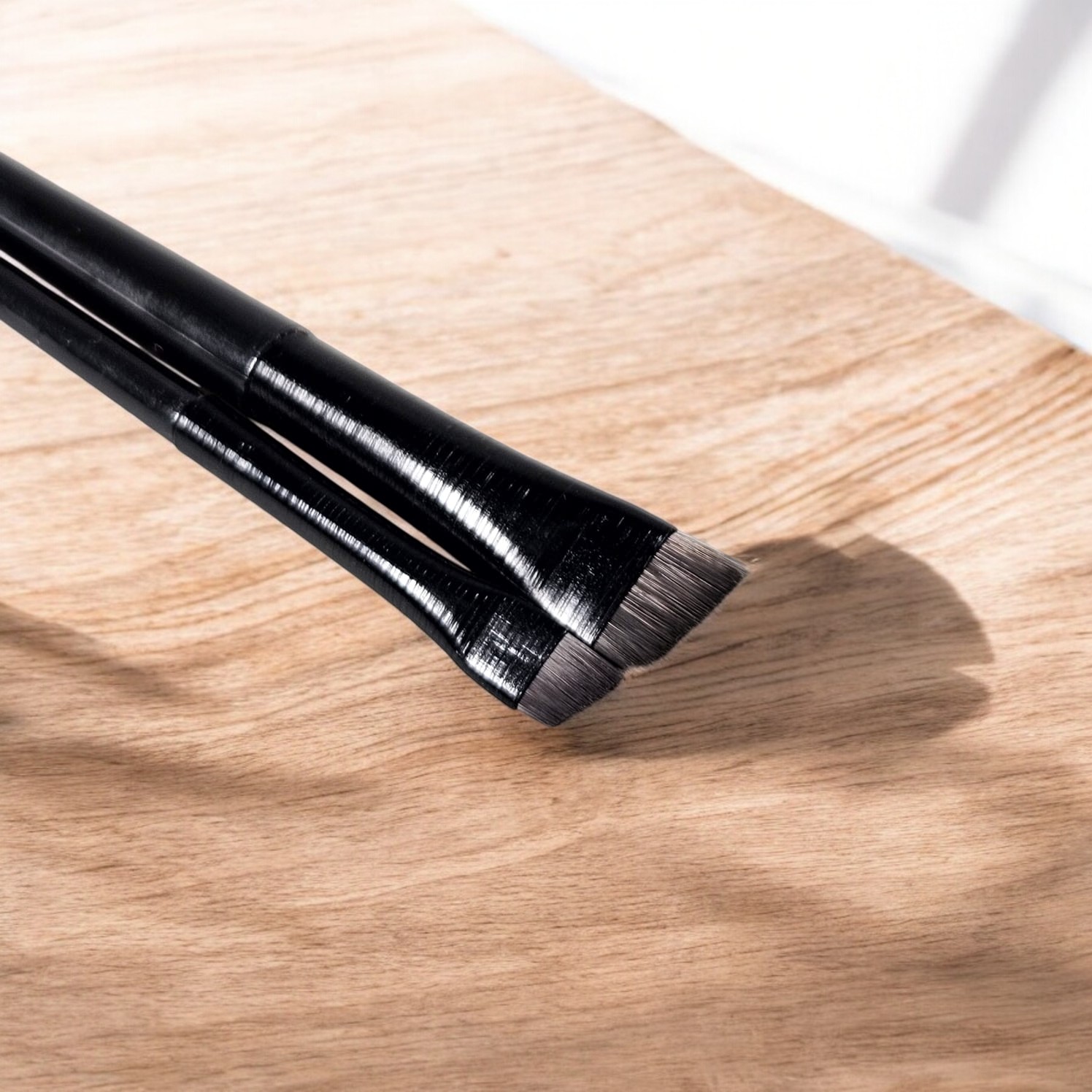 ASHAIE Kuas Kontur Alis Eyeliner Eyebrow Brush 2 PCS - A101-2 Gambar produk ASHAIE Kuas Kontur Alis Eyeliner Eyebrow Brush 2 PCS - A101-2