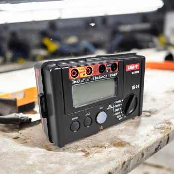 Gambar produk UNI-T Digital Insulation Resistance Voltage Tester 100-1000 V - UT501A