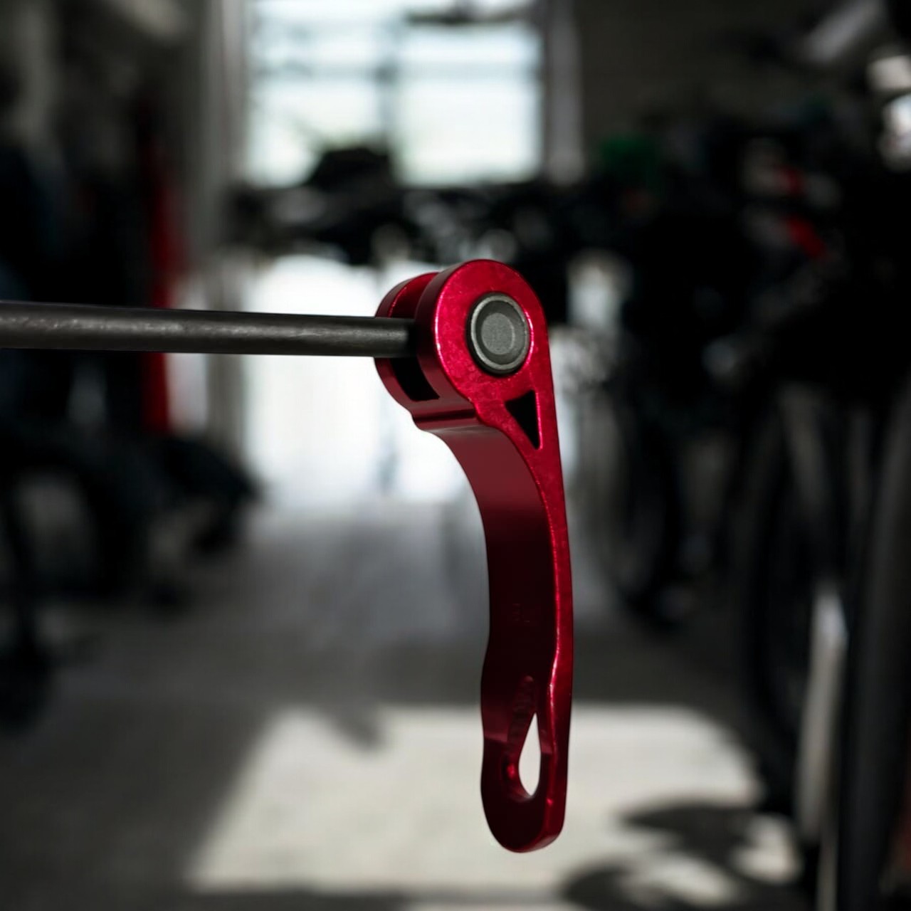 ETA BIKE Clamp Buckle Quick Release Shaft Roda Sepeda 1 Pair - HF678 Gambar produk ETA BIKE Clamp Buckle Quick Release Shaft Roda Sepeda 1 Pair - HF678