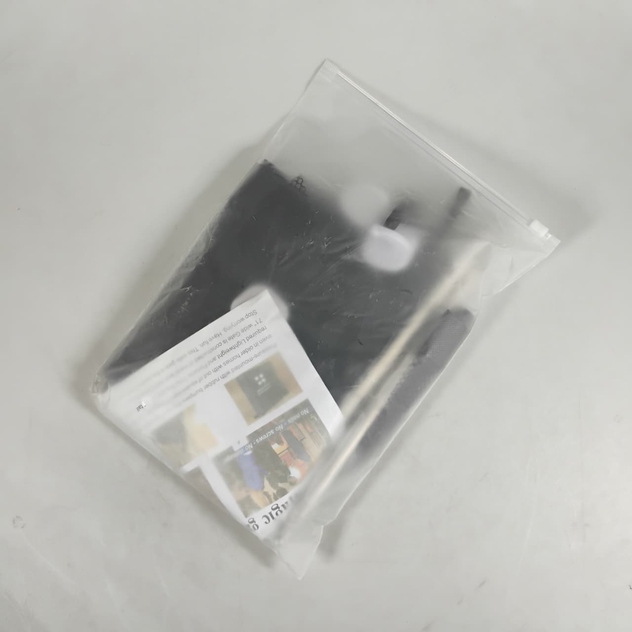 Puppy Pagar Penghalang Hewan Peliharaan Portable Folding Net 108cm - P11 Gambar produk Puppy Pagar Penghalang Hewan Peliharaan Portable Folding Net 108cm - P11