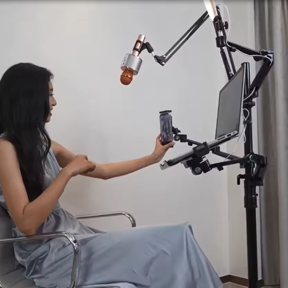 TaffSTUDIO Bracket Multi Arm Camera Mic Monitor Holder with Wheels - KMD-Z2 Gambar produk TaffSTUDIO Bracket Multi Arm Camera Mic Monitor Holder with Wheels - KMD-Z2