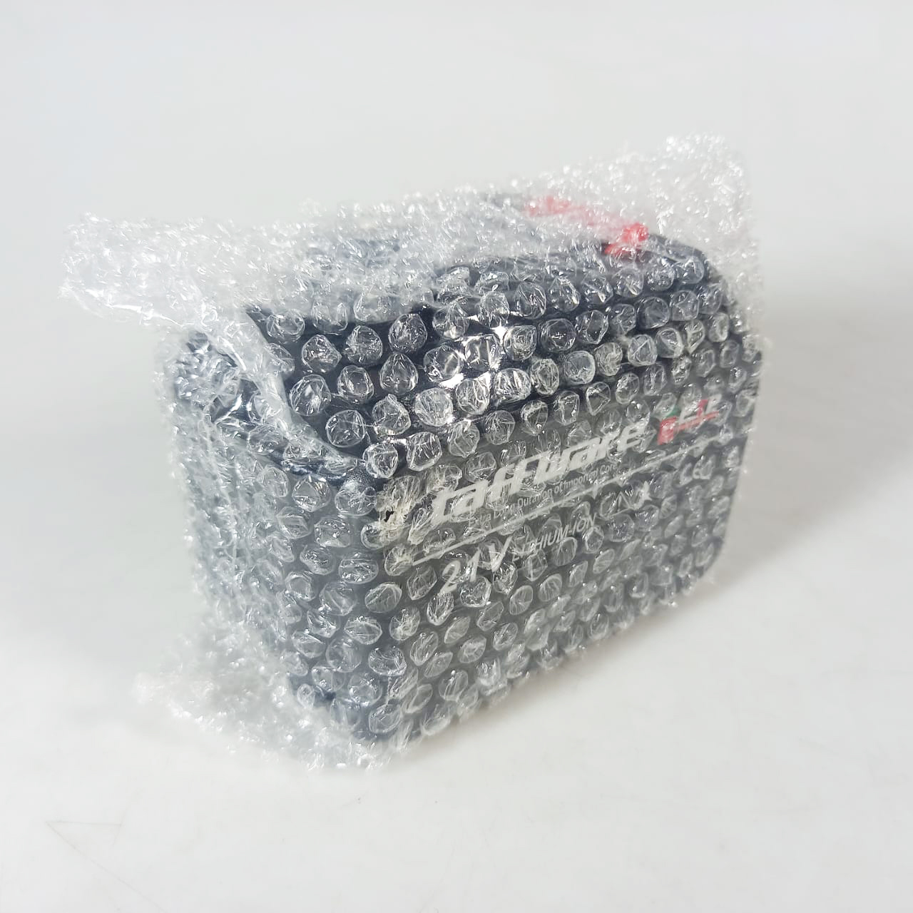 Taffware Baterai Makita LXT 5C BL1850 21V Power Tools Li-Ion Battery 4500mAh - 88Vf Gambar produk Taffware Baterai Makita LXT 5C BL1850 21V Power Tools Li-Ion Battery 4500mAh - 88Vf