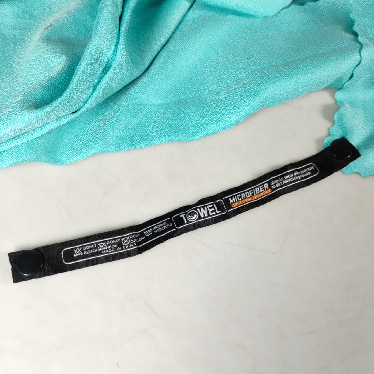 HIKEMAN Handuk Quick Dry Portable Ultralight Bath Towel 80x120cm - MJ120 Gambar produk HIKEMAN Handuk Quick Dry Portable Ultralight Bath Towel 80x120cm - MJ120