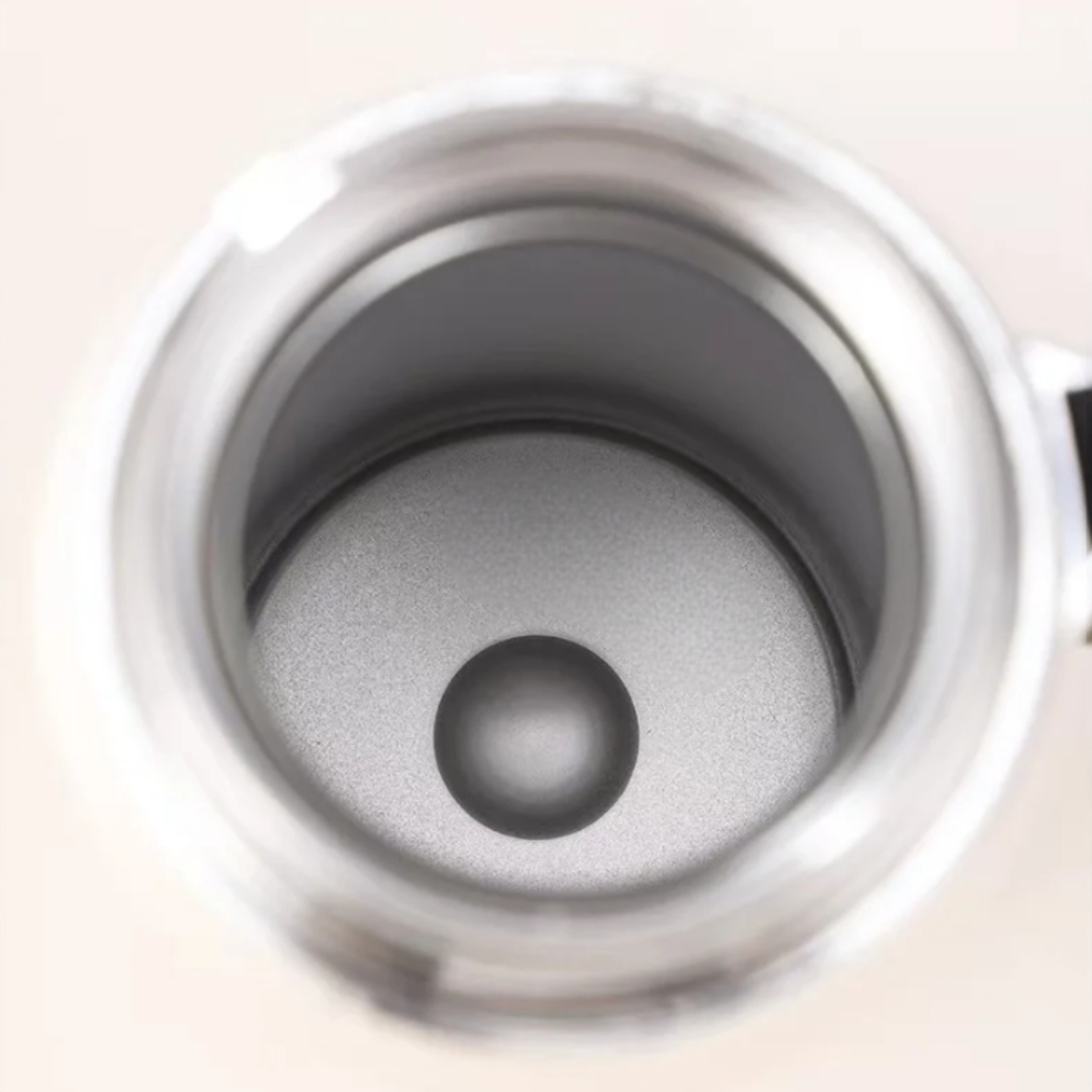 VESTA Botol Minum Tumbler Air Panas Dingin Stainless Steel 850ml - VS-10 Gambar produk VESTA Botol Minum Tumbler Air Panas Dingin Stainless Steel 850ml - VS-10