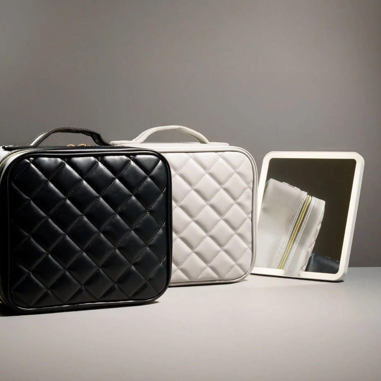 SNU Tas Organizer Make Up Kosmetik Multifungsi with Mirror 26x23x12cm Checkered - F300 Gambar produk SNU Tas Organizer Make Up Kosmetik Multifungsi with Mirror 26x23x12cm Checkered - F300