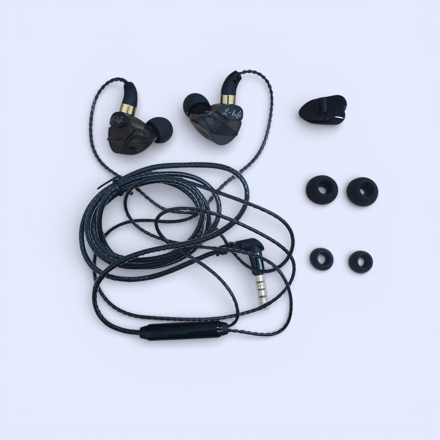 WKZ Earphone In-Ear Subwoofer Gaming Computer Sports with Mic Jack 3.5mm - S16 Gambar produk WKZ Earphone In-Ear Subwoofer Gaming Computer Sports with Mic Jack 3.5mm - S16