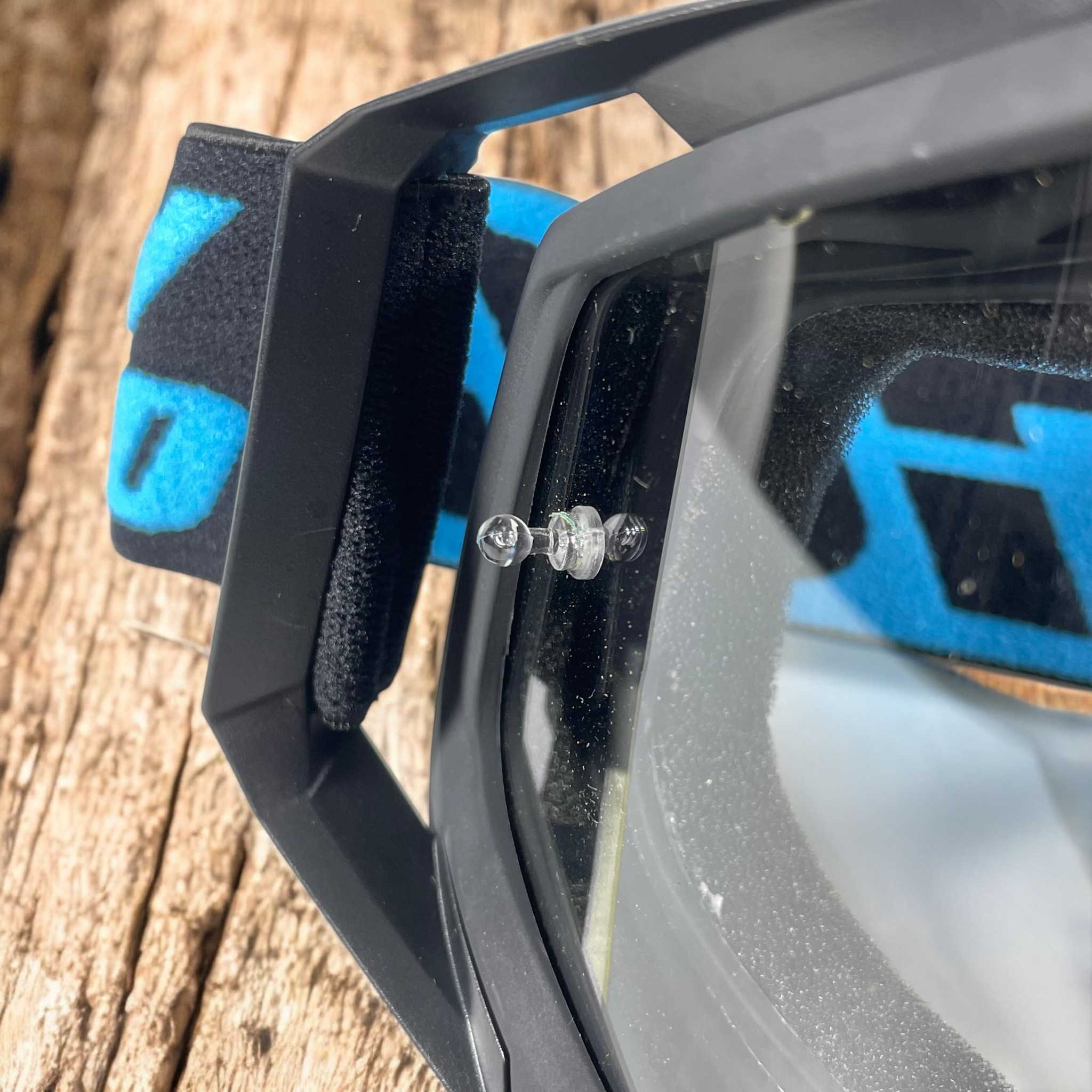 TaffSPORT Kacamata Helm Motor Goggles UV400 Protection Windproof Clear - UV400 Gambar produk TaffSPORT Kacamata Helm Motor Goggles UV400 Protection Windproof Clear - UV400