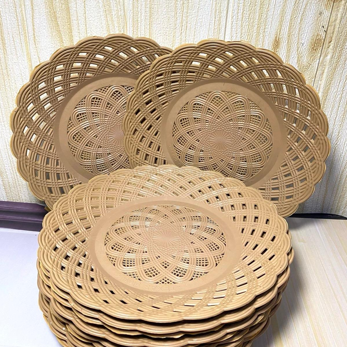 WORMER Tatakan Nampan Saji Roti Kue Fruit Tray Basket 25x7cm - WR24 Gambar produk WORMER Tatakan Nampan Saji Roti Kue Fruit Tray Basket 25x7cm - WR24