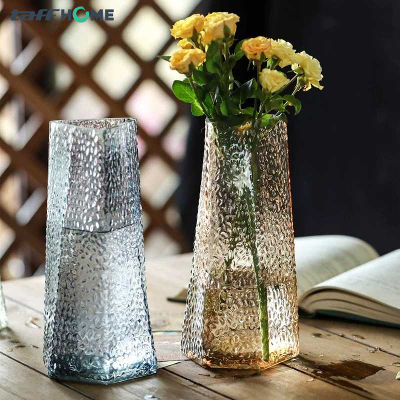 TaffHOME Vas Bunga Dekorasi Interior Ruang Tamu Model Triangle - QT-03 Gambar produk TaffHOME Vas Bunga Dekorasi Interior Ruang Tamu Model Triangle - QT-03