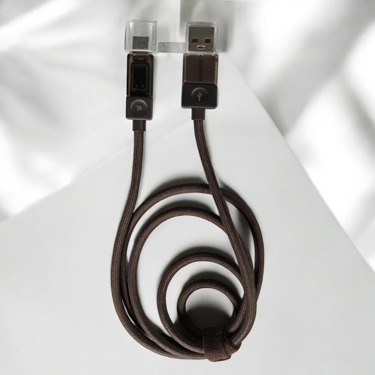 Gambar produk ESSAGER Kabel Data USB Type C Fast Charging LED Display 7A 100W 1M - ES-X76