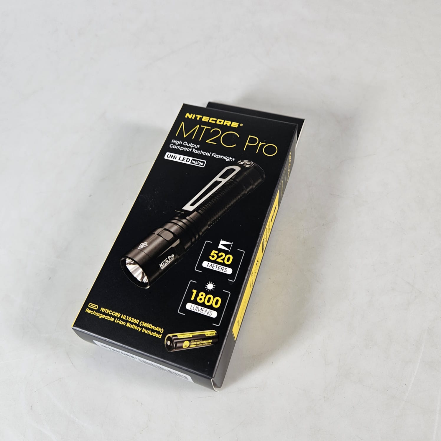 NITECORE Senter LED Tactical Flashlight UHi 20 IP68 1800 Lumens - MT2C PRO Gambar produk NITECORE Senter LED Tactical Flashlight UHi 20 IP68 1800 Lumens - MT2C PRO