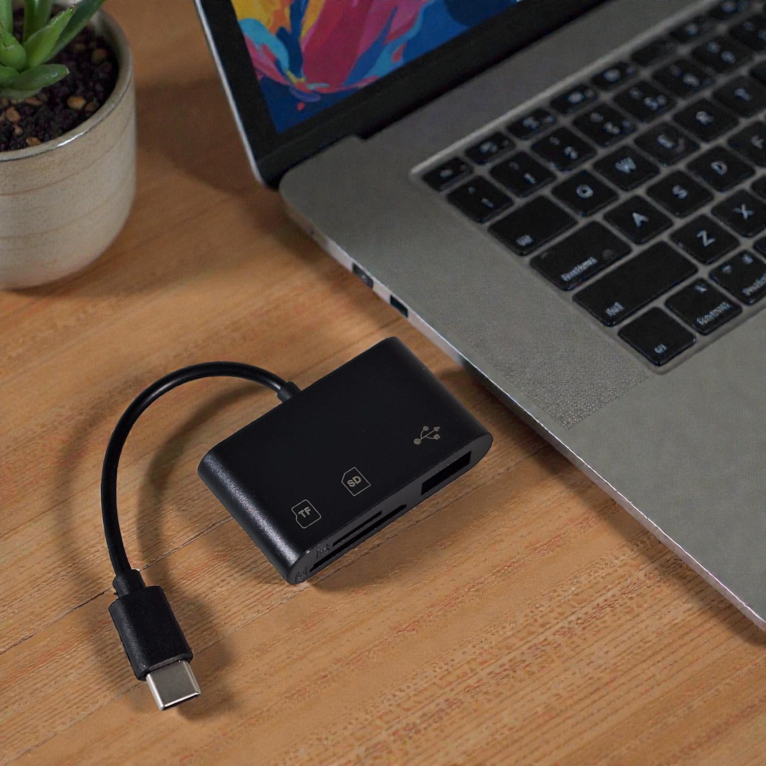 LASO Card Reader 3in1 USB Type C OTG SD TF Multifungsi High Speed - AT4 Gambar produk LASO Card Reader 3in1 USB Type C OTG SD TF Multifungsi High Speed - AT4