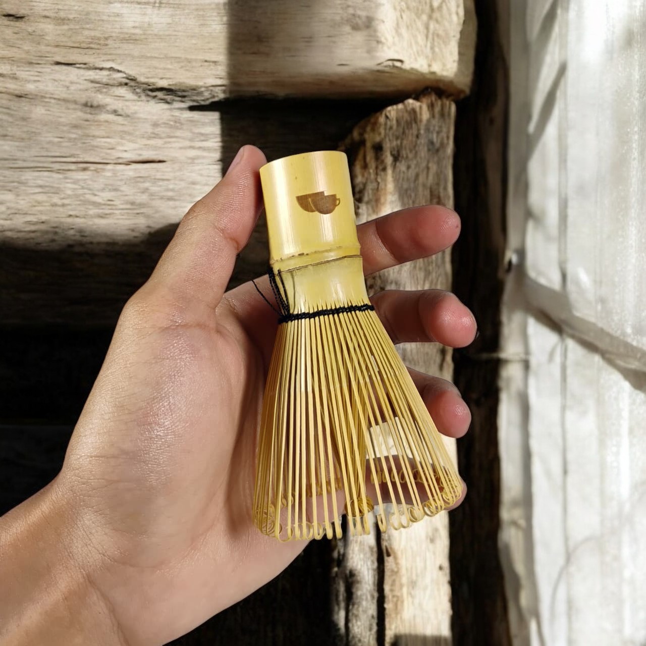 One Two Cups Chasen Bamboo Whisk Matcha Pengaduk Teh Jepang 63 Tangkai - B58 Gambar produk One Two Cups Chasen Bamboo Whisk Matcha Pengaduk Teh Jepang 63 Tangkai - B58