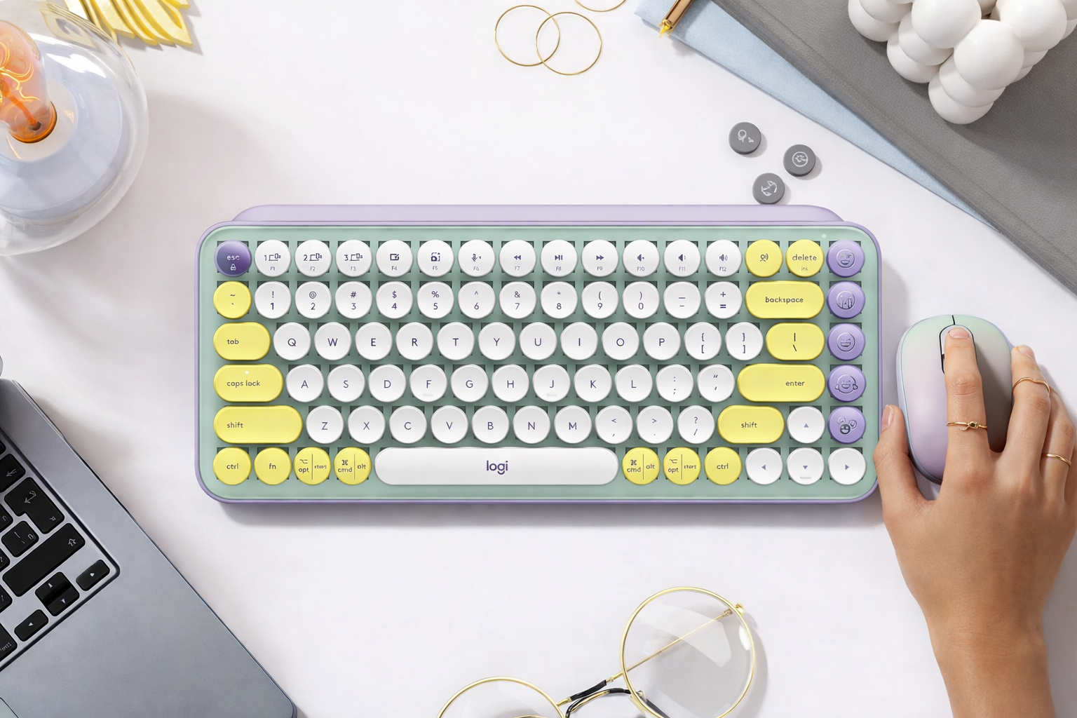 Logitech POP Keys Mechanical Keyboard Bluetooth 5.1 Brown Switch Gambar produk Logitech POP Keys Mechanical Keyboard Bluetooth 5.1 Brown Switch