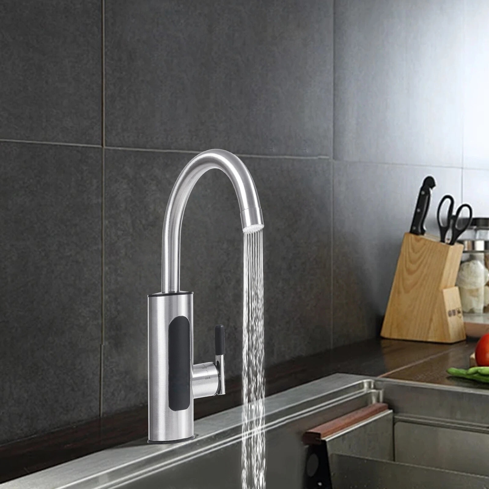 MOJOYCE Pemanas Air Keran Wastafel LCD Switch Hot and Cold 220V 3000W - RY-019 Gambar produk MOJOYCE Pemanas Air Keran Wastafel LCD Switch Hot and Cold 220V 3000W - RY-019