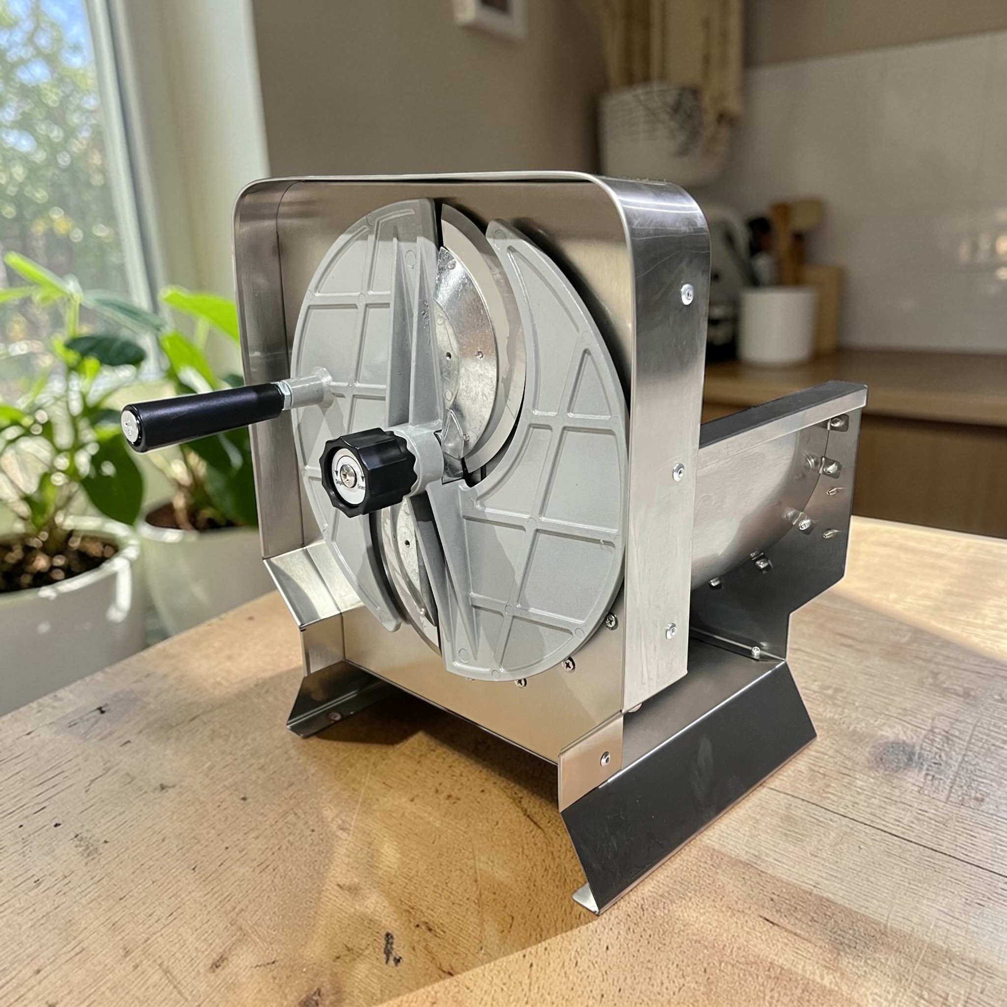 TaffHOME Pemotong Sayuran Manual Adjustable Vegetable Fruit Slicer - SL-01 Gambar produk TaffHOME Pemotong Sayuran Manual Adjustable Vegetable Fruit Slicer - SL-01