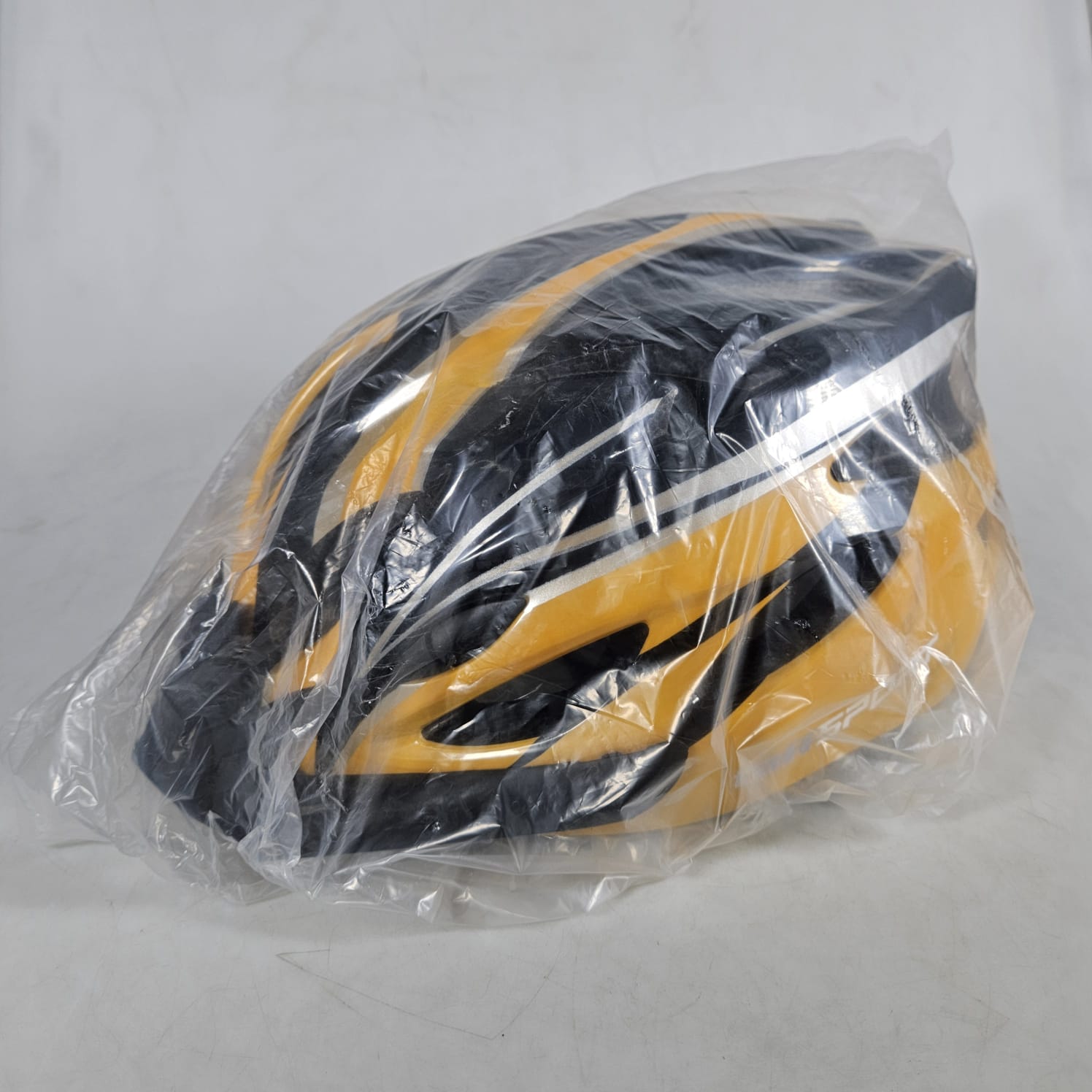 TaffSPORT Helm Sepeda Bicycle Road Bike Helmet EPS PVC 18 Air Vent - X40 Gambar produk TaffSPORT Helm Sepeda Bicycle Road Bike Helmet EPS PVC 18 Air Vent - X40
