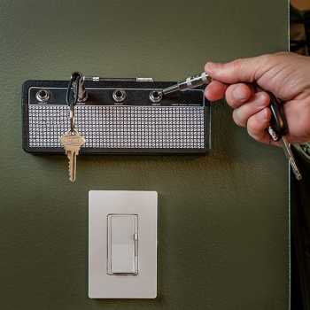 7ender Gantungan Kunci Dinding Model Amplifier Gitar Wall Hook - HIF4