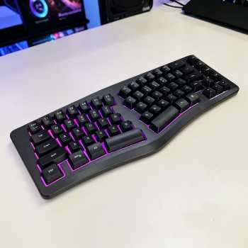 LUXGLOW Keyboard Gaming RGB Mechanical Feel Ergonomic USB Wired 69 Key - G131