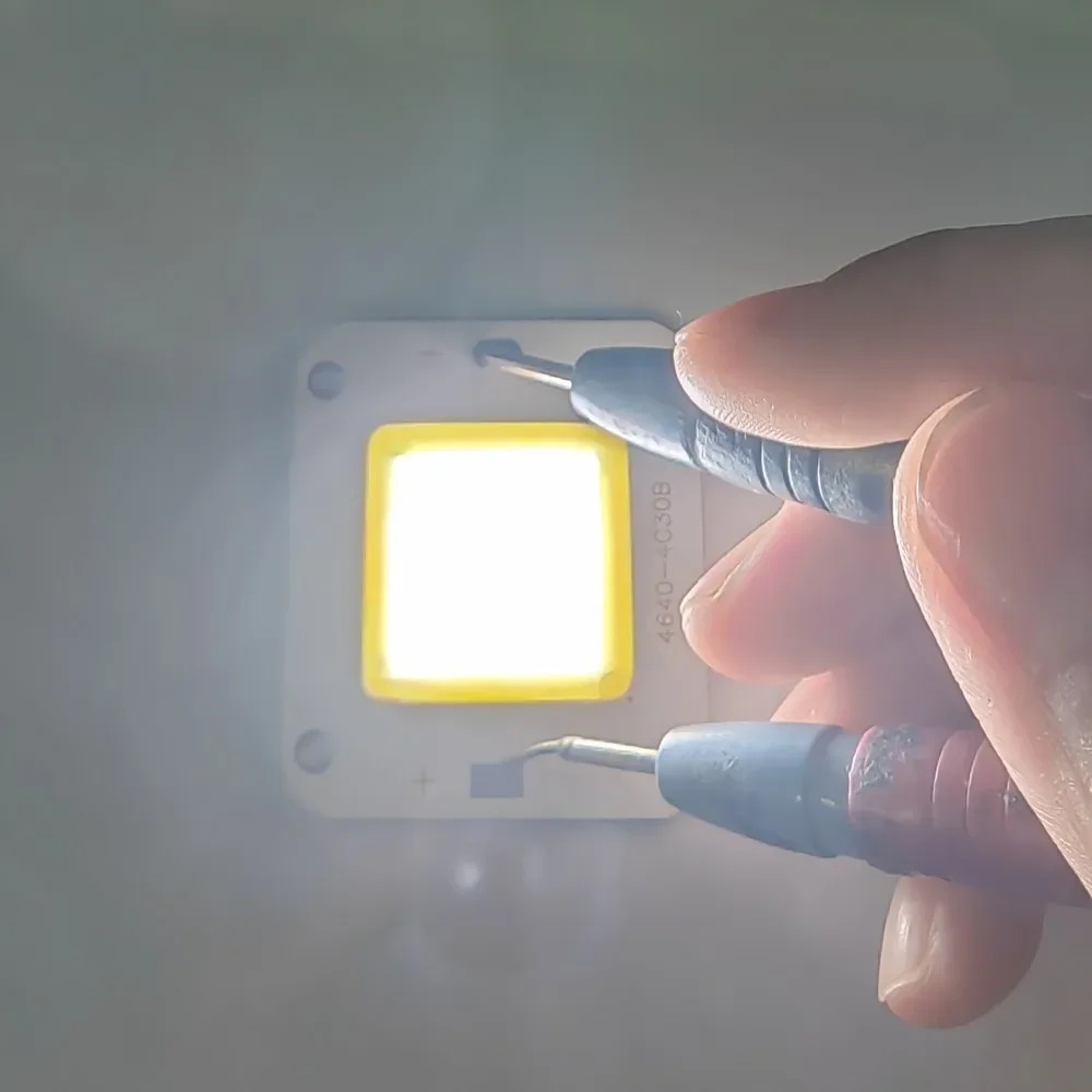 Ovicart Chip LED Lampu COB Floodlight Spotlight 12V 50W Natural White 6000K - HO20 Gambar produk Ovicart Chip LED Lampu COB Floodlight Spotlight 12V 50W Natural White 6000K - HO20