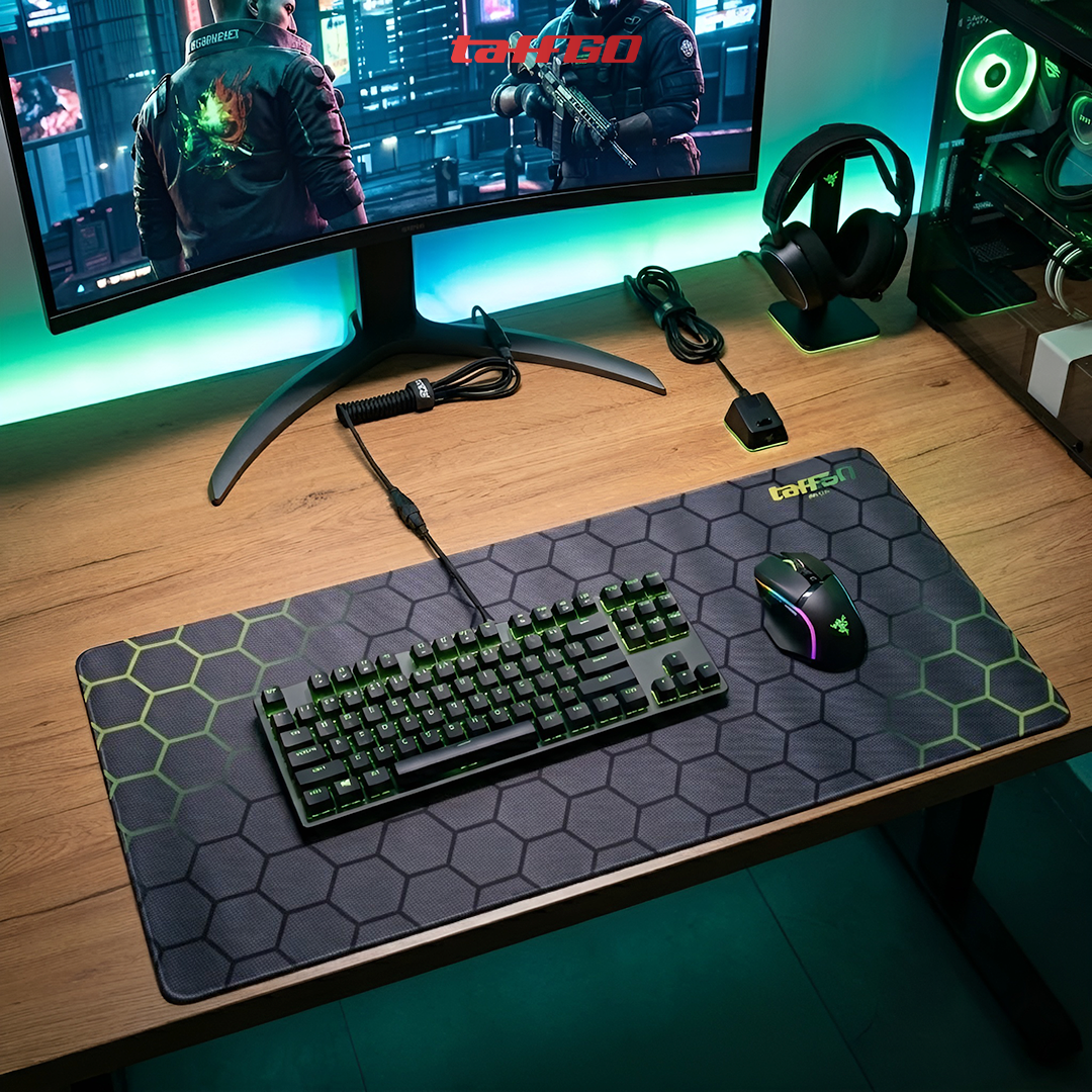 TaffGO Mouse Pad Gaming XL Green Hexagon Desk Mat 800x400x2mm - RO70 Gambar produk TaffGO Mouse Pad Gaming XL Green Hexagon Desk Mat 800x400x2mm - RO70