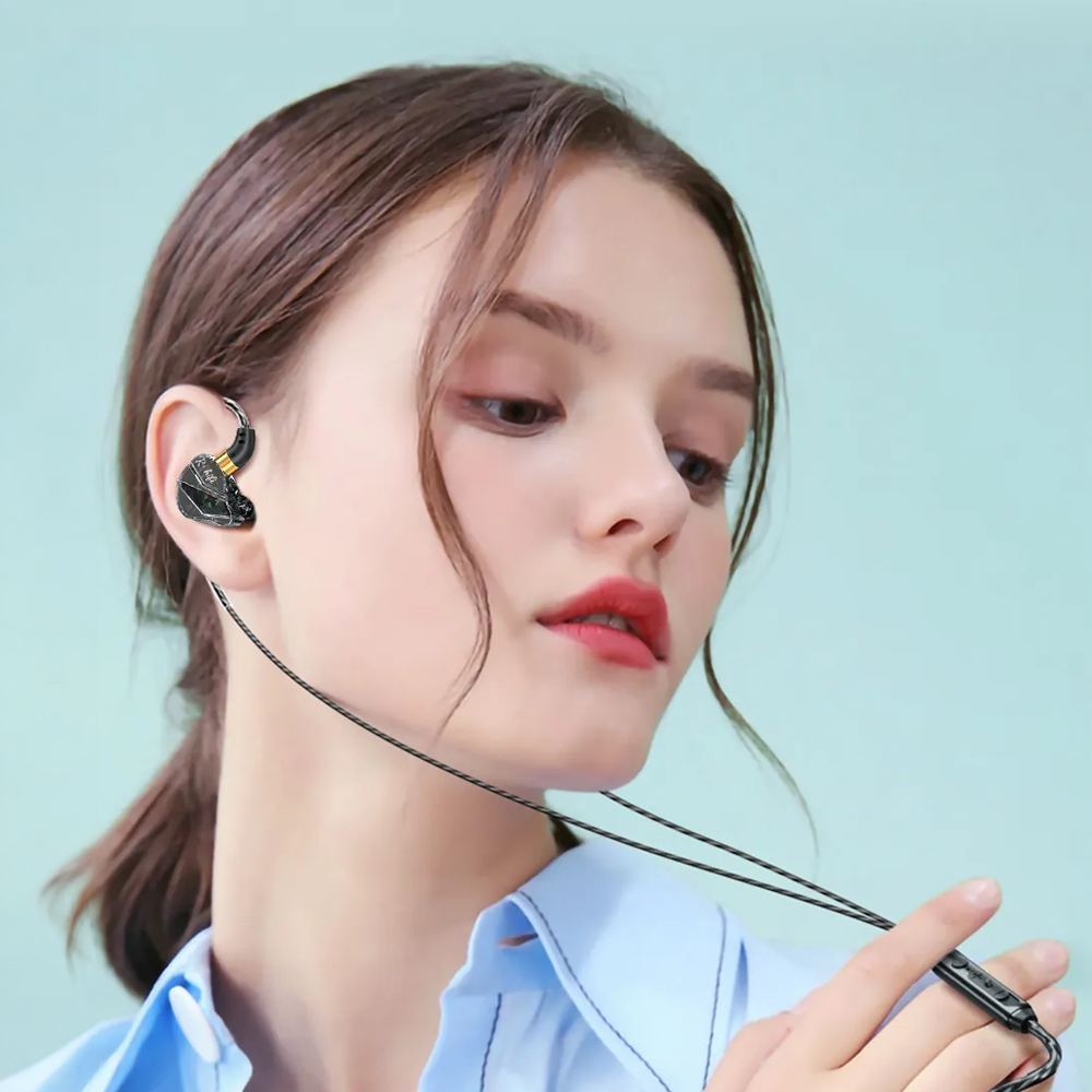 WKZ Earphone In-Ear Subwoofer Gaming Computer Sports with Mic USB Type C - S16 Gambar produk WKZ Earphone In-Ear Subwoofer Gaming Computer Sports with Mic USB Type C - S16 - 7