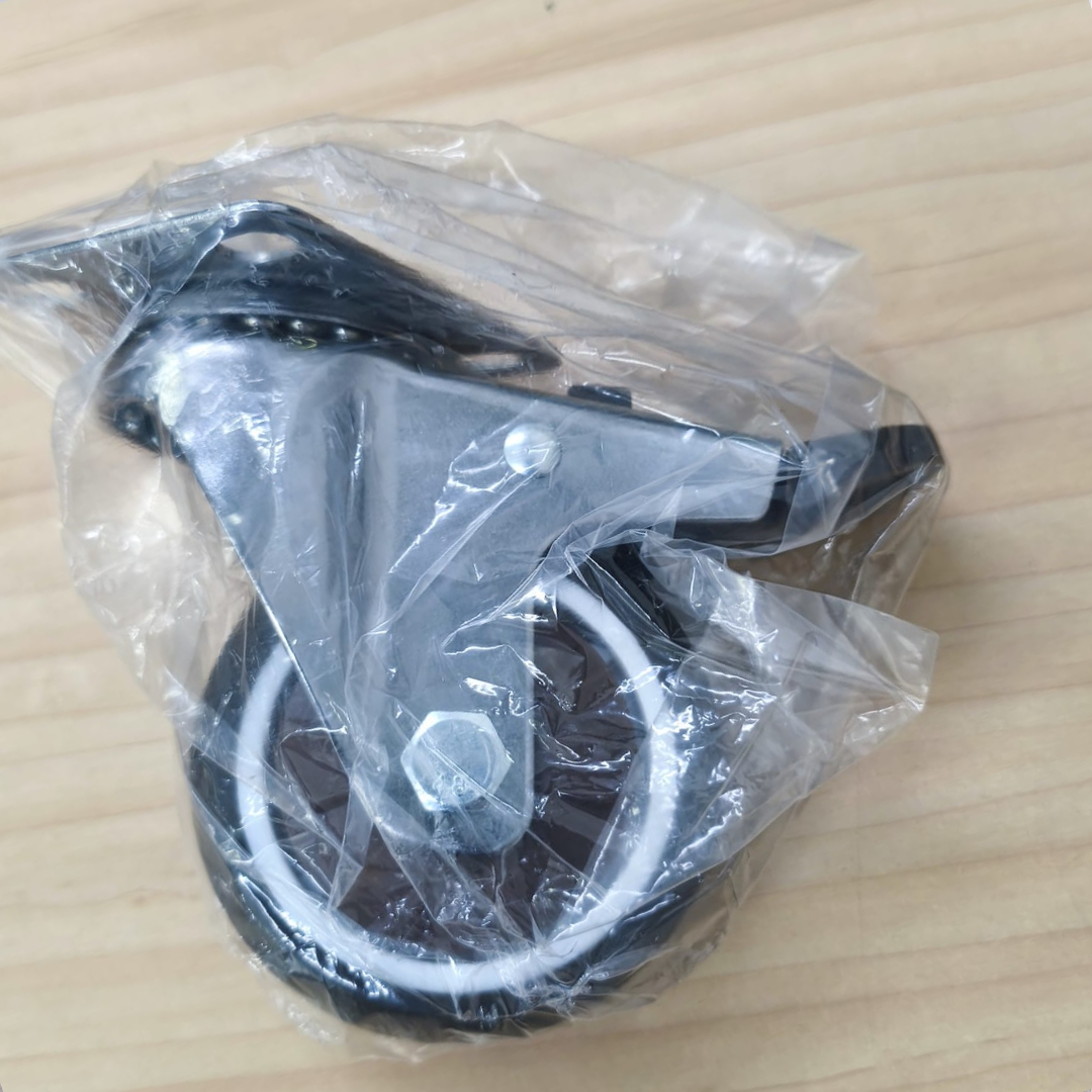 CASTRY Roda Kastor Soft Rubber Caster Wheel Flat With Brake TPR 4Inch 100mm - C30 Gambar produk CASTRY Roda Kastor Soft Rubber Caster Wheel Flat With Brake TPR 4Inch 100mm - C30 - Kemasan