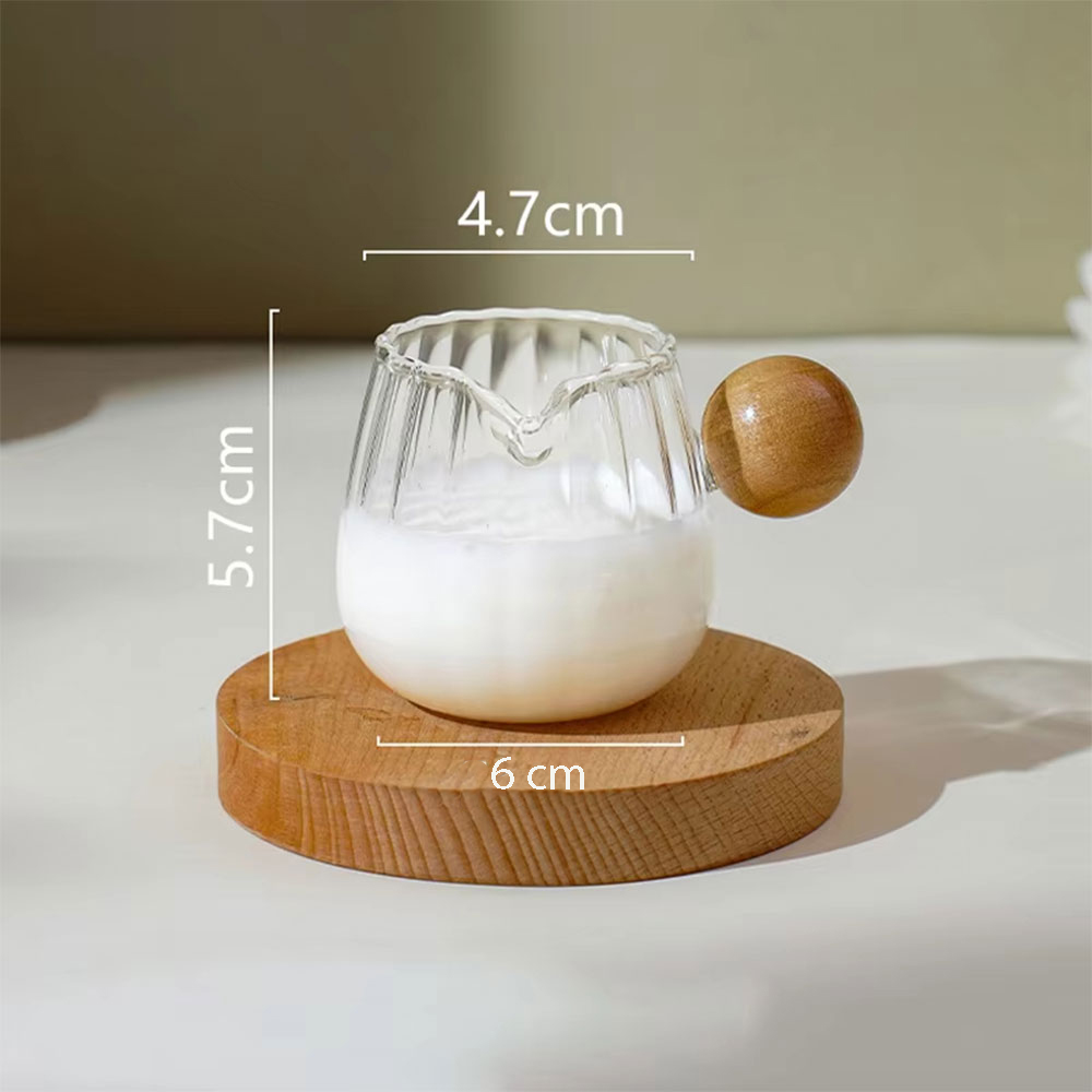 KICHOUSE Gelas Milk Jug Pitcher Espresso Latte Art Handle Kayu Bulat 100ml - KCH250 Gambar produk KICHOUSE Gelas Milk Jug Pitcher Espresso Latte Art Handle Kayu Bulat 100ml - KCH250 - 6
