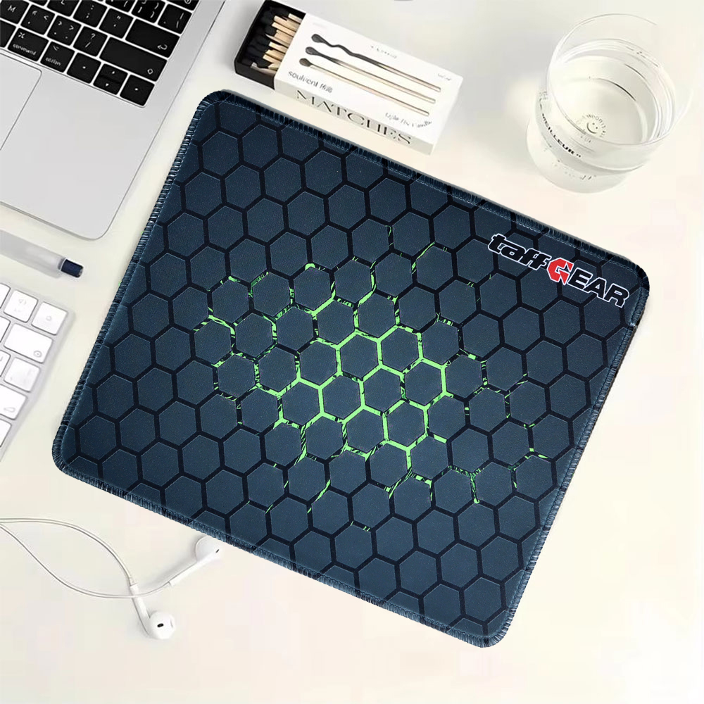 TaffGEAR Mouse Pad Gaming Green Hexagon Desk Mat Anti Slip 300x250x3mm - RO75 Gambar produk TaffGEAR Mouse Pad Gaming Green Hexagon Desk Mat Anti Slip 300x250x3mm - RO75 - 1