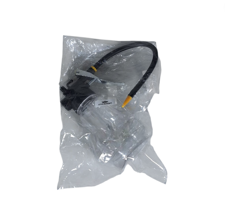OTOHEROES Botol Minyak Pelumas Semprotan Oil Grease Gun Long Nozzle 250ml - Q001 Gambar produk OTOHEROES Botol Minyak Pelumas Semprotan Oil Grease Gun Long Nozzle 250ml - Q001 - Kemasan